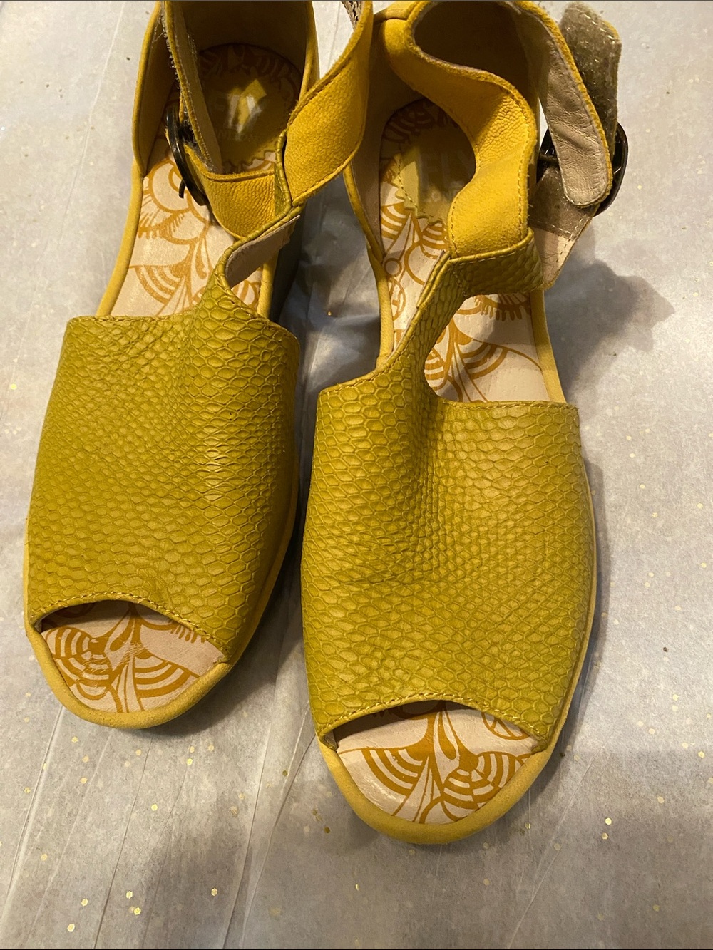 Fly London Women's Yellow Textured Wedge Slingbacks - Picture 2 of 6